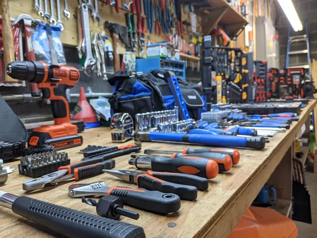 A workshop with tools and practical hardware supplies